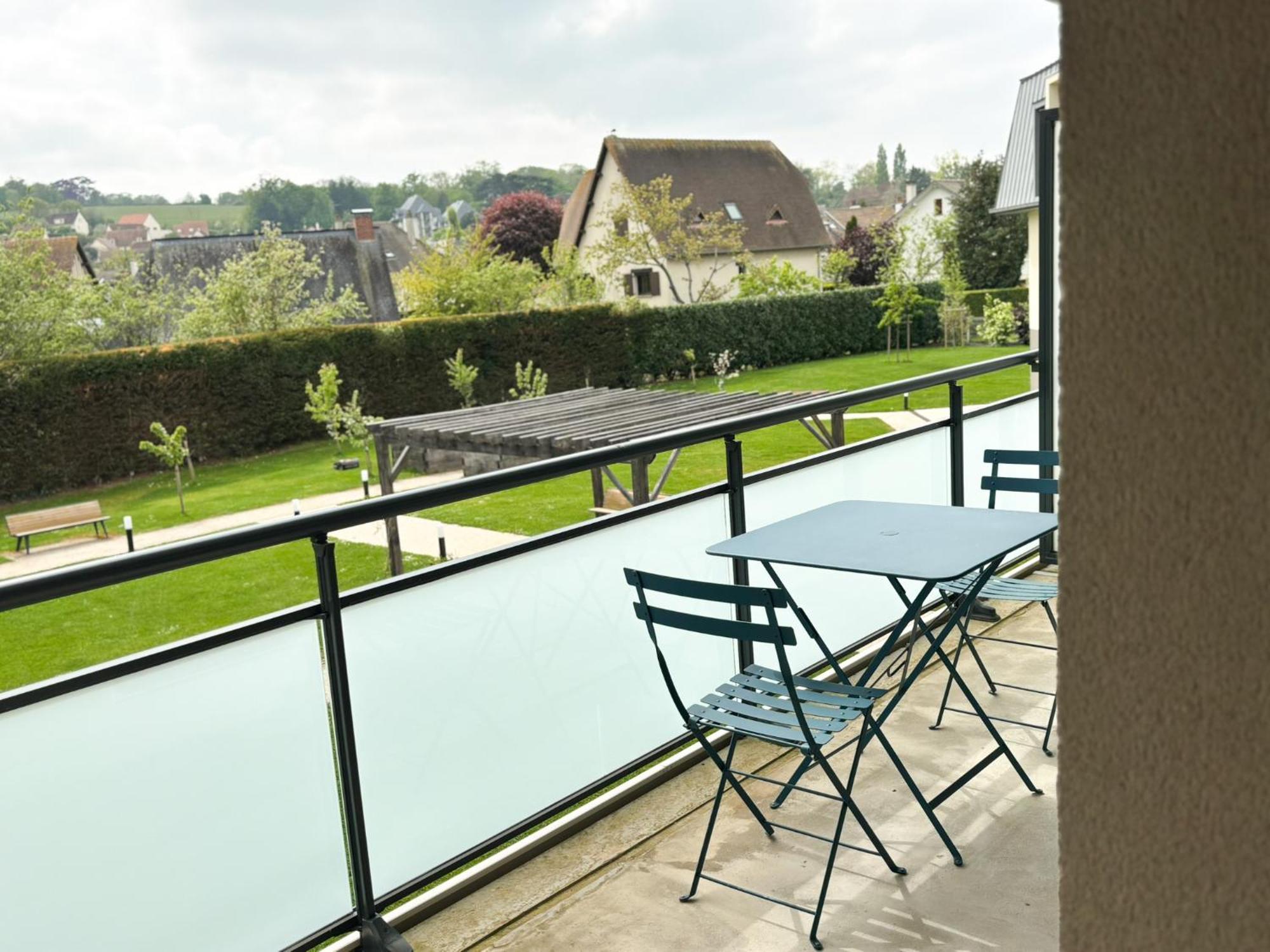 Les Boreales - Appart'Hotel & Restaurant Villers-sur-Mer Kültér fotó